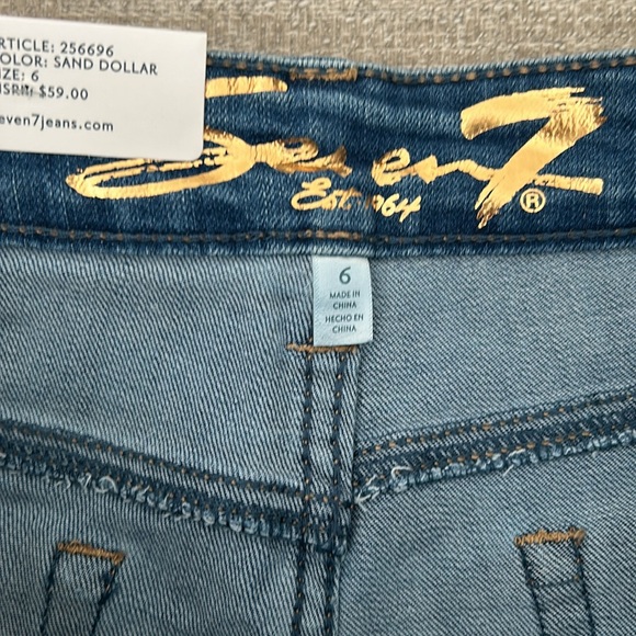 Seven7 Fray Hem Stretch Comfort Weekend Shorts Size 6. NWT. - Picture 5 of 13